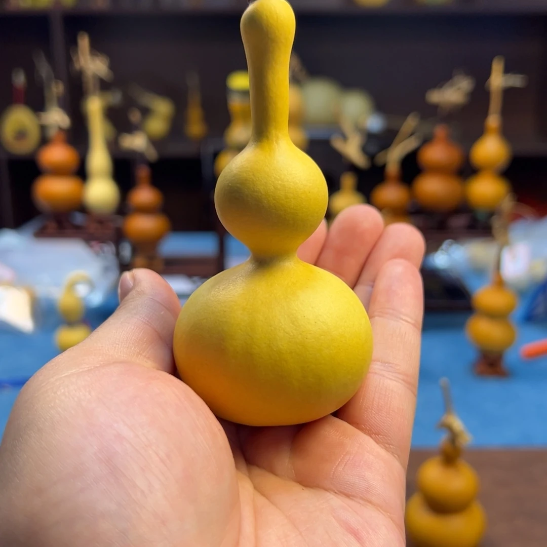 石***布我在外面吃饭呢你在哪了我