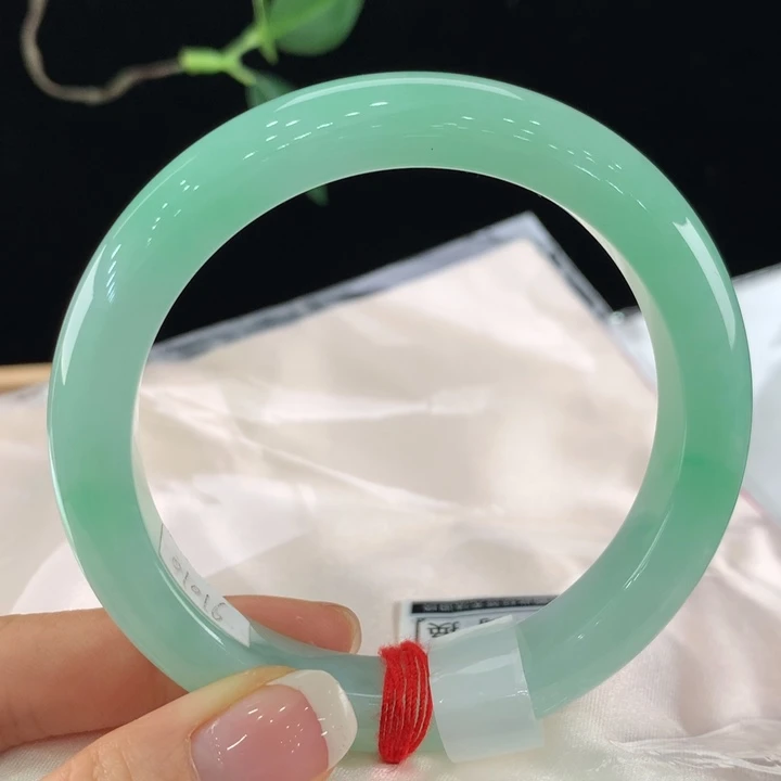 翡翠手镯未镶嵌111-1016