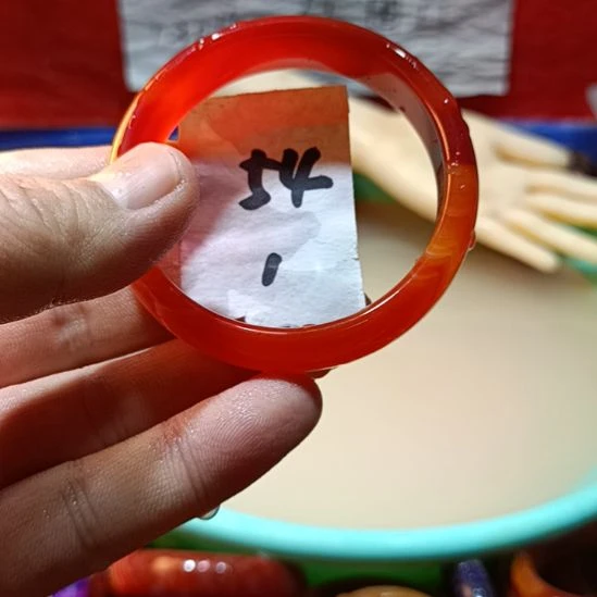 玛瑙/玉髓手镯未镶嵌