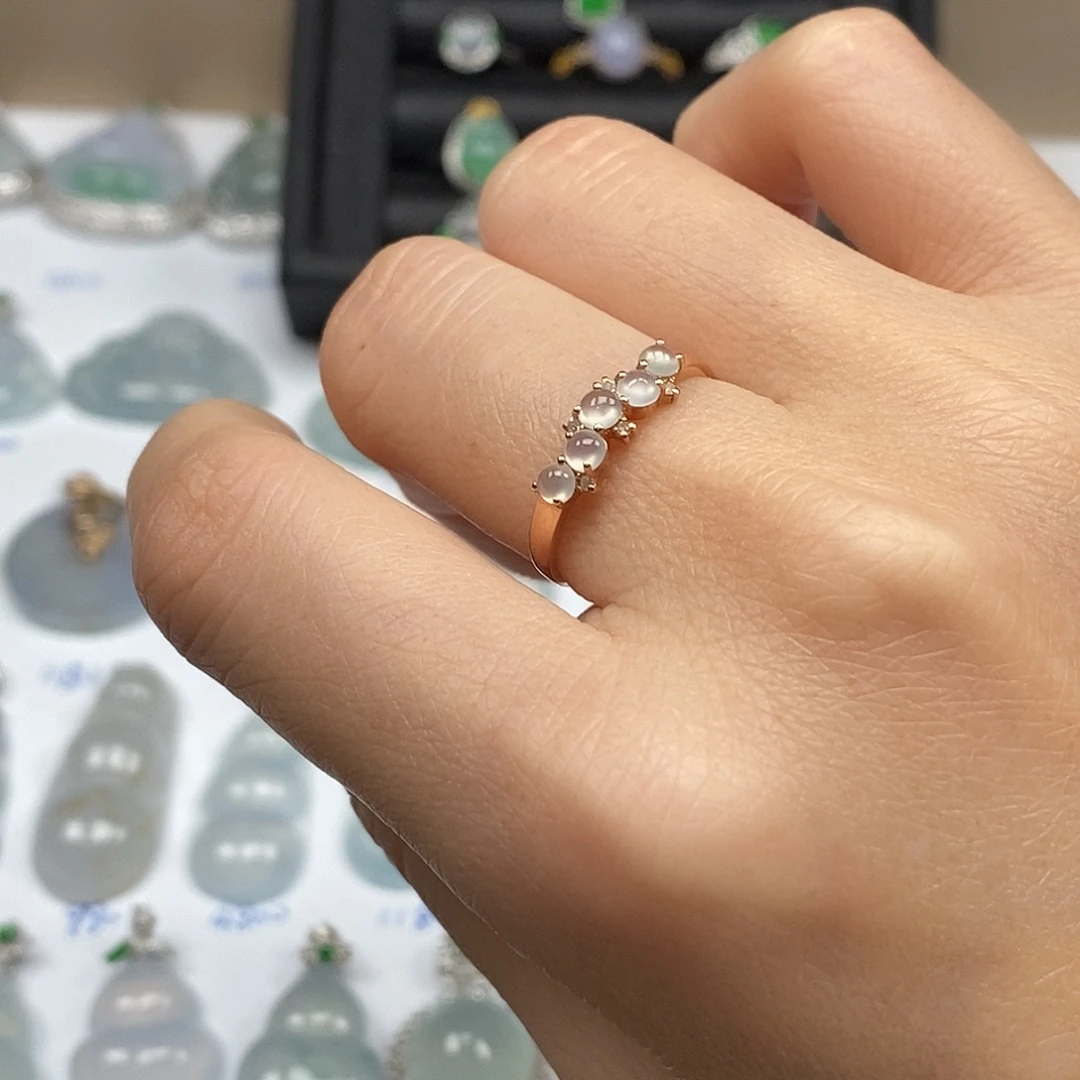 翡翠18K金镶嵌戒指