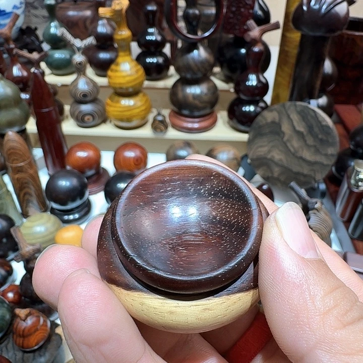 大叶紫檀（黑酸枝木类）