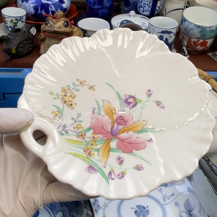 陶他家瓷器真美…开播了