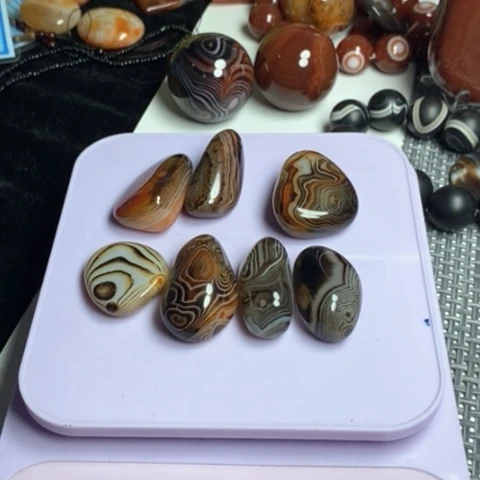 未镶嵌玛瑙/玉髓珠宝奇石静**月