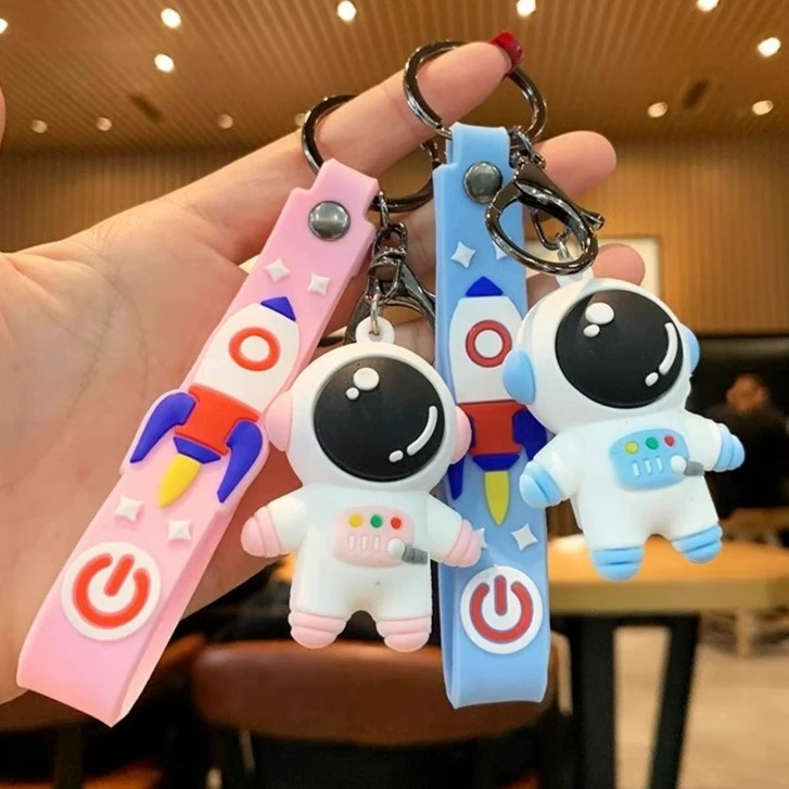 网红宇航员卡通太空人钥匙扣女可爱情侣精致高档挂件饰品