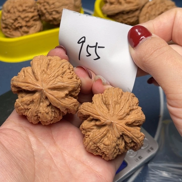 文玩核桃把件粗筋45