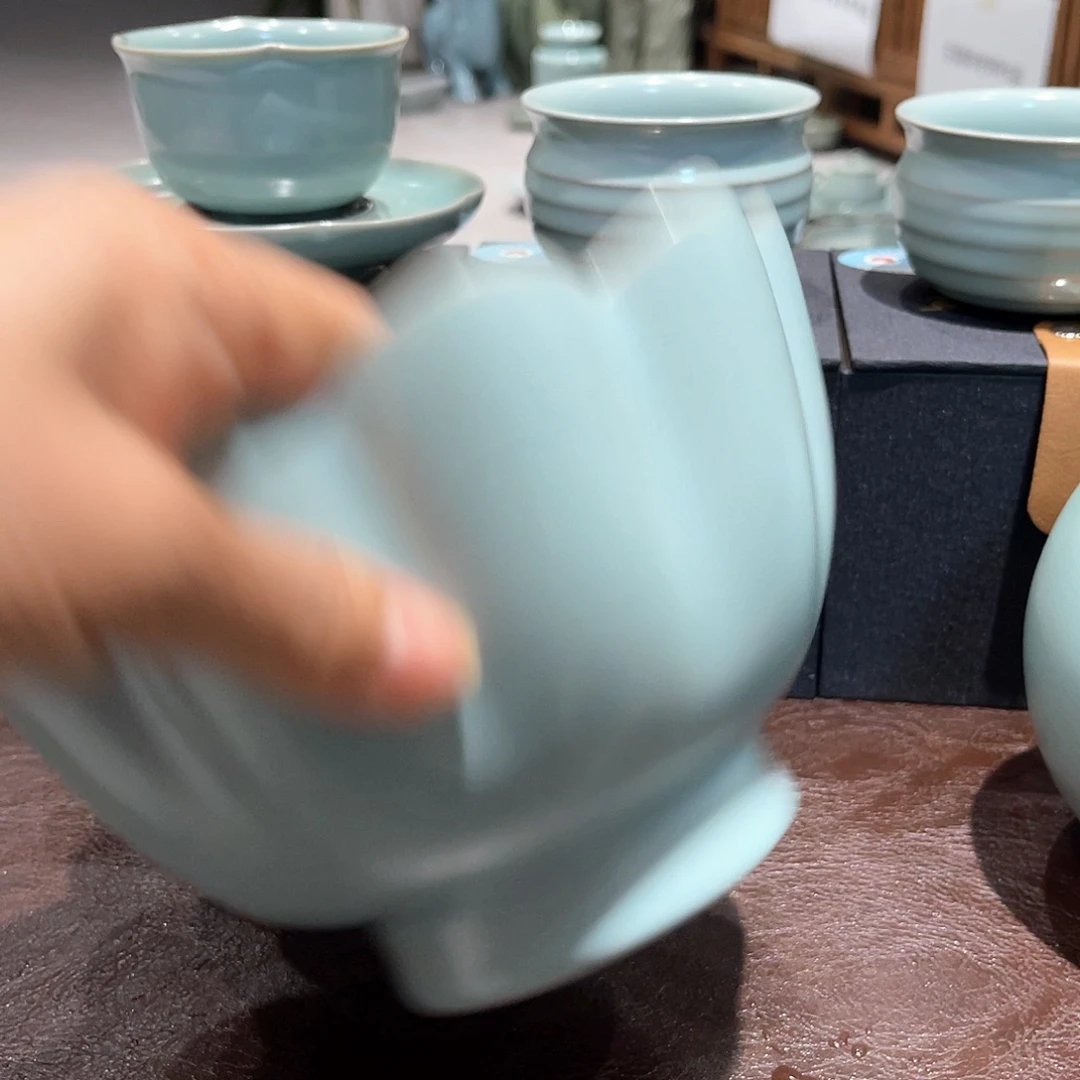 无***志杯子仿古的风格也有着一丝浪漫