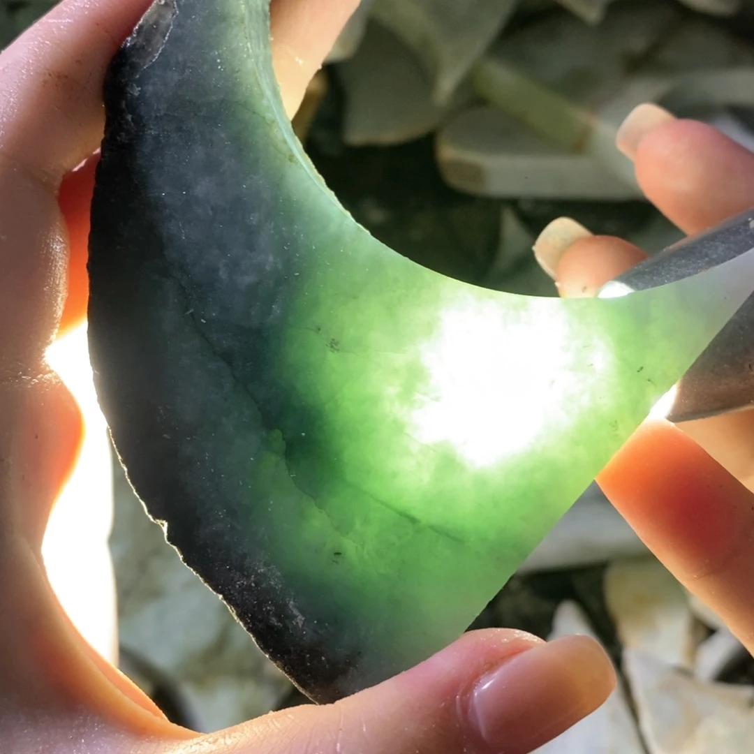 颈饰未镶嵌翡翠天然翡翠