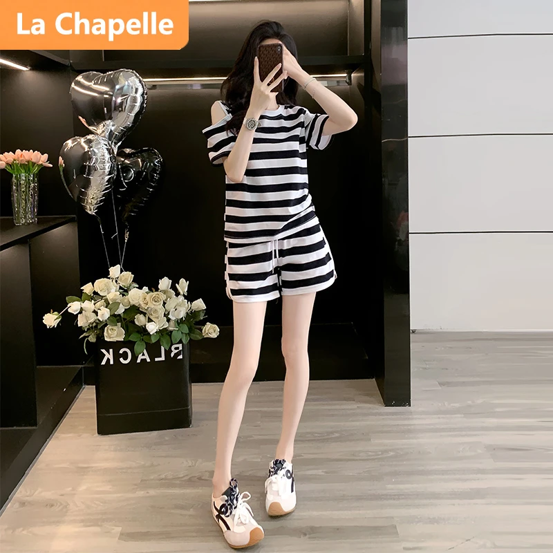 拉夏贝尔少女风减龄休闲套装女设计感短袖露肩条纹T恤短裤两件套