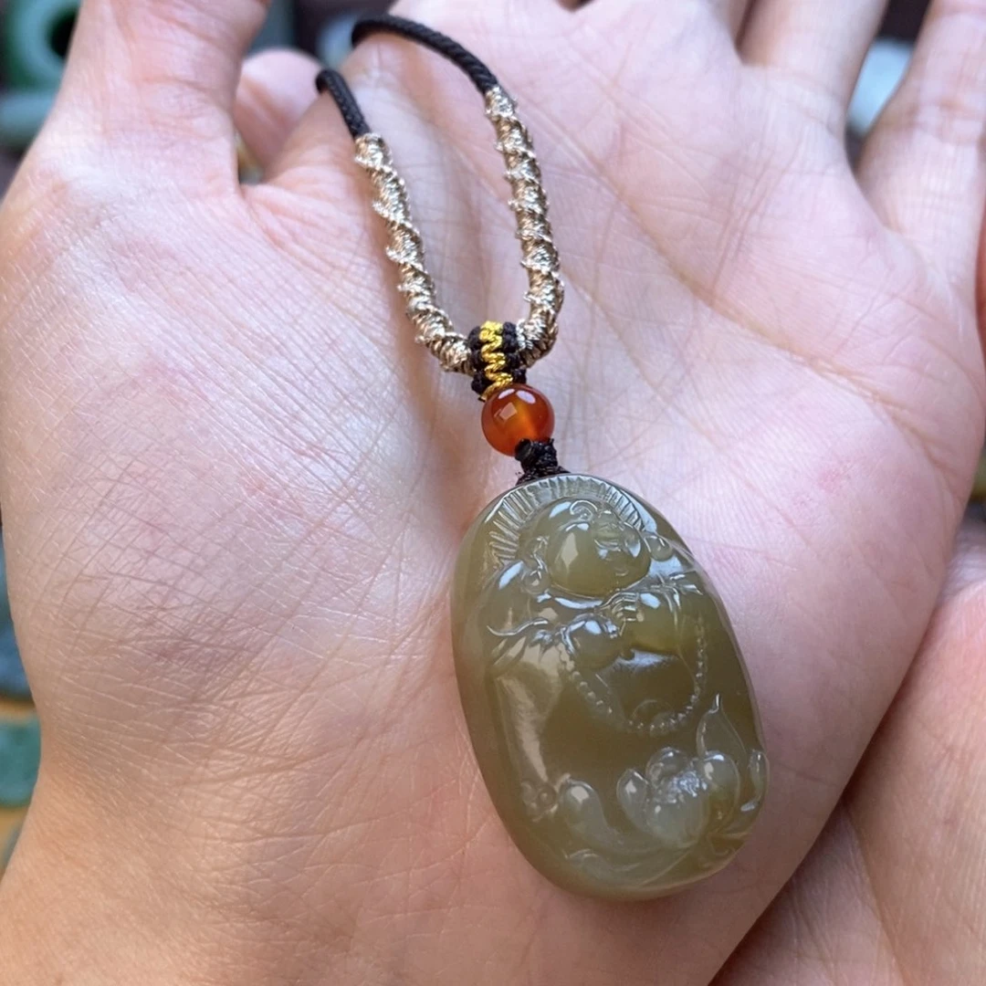 和田玉（糖玉）颈饰未镶嵌