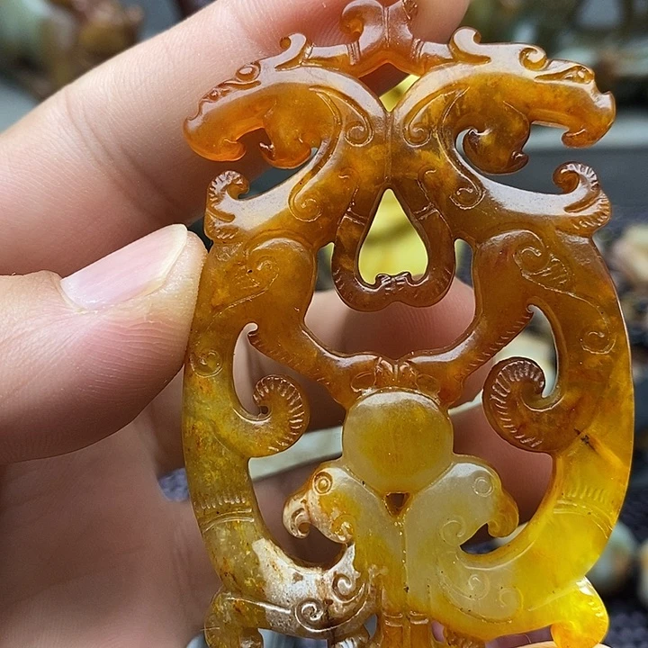 未镶嵌蛇纹石玉颈饰