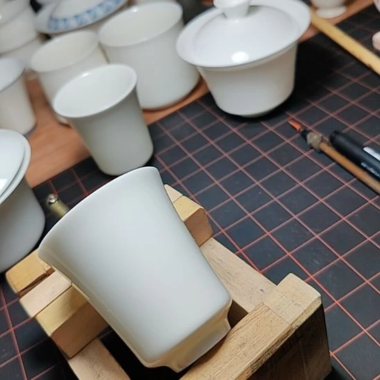知***乐羊脂玉白瓷品茗杯文字定制