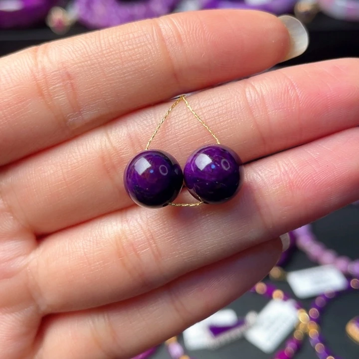 苏纪石（舒俱来）未镶嵌帝王紫对珠