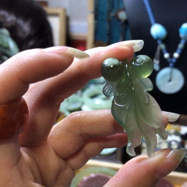 岫玉未镶嵌岫玉手镯