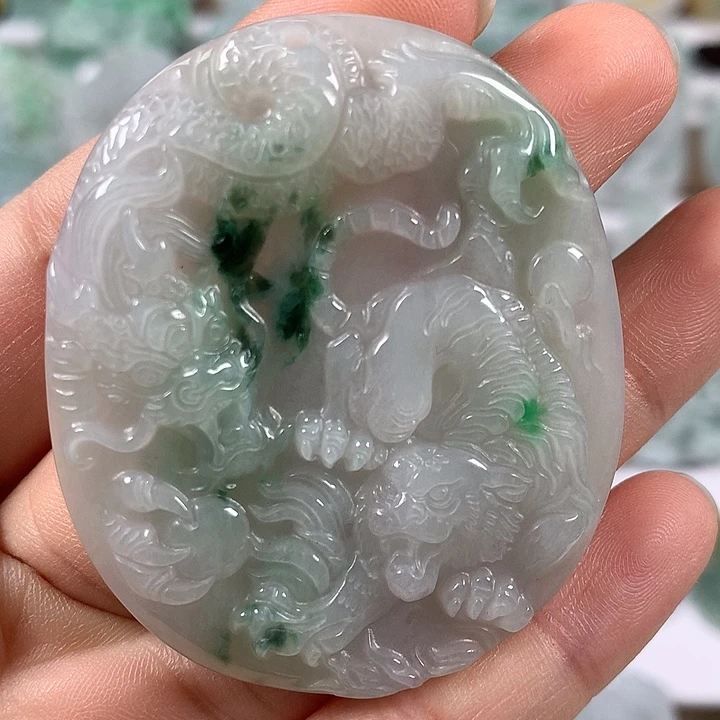翡翠未镶嵌颈饰虎生威如虎添翼福利