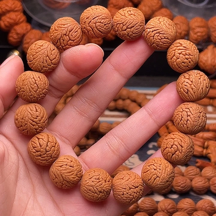 手串桃核龙鳞凤尾1.6