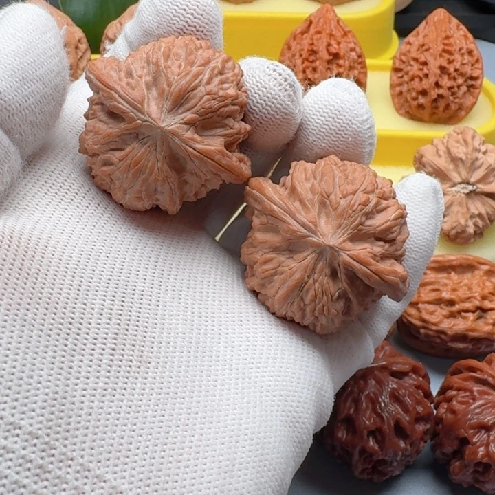 核桃41尺山地磨盘文玩