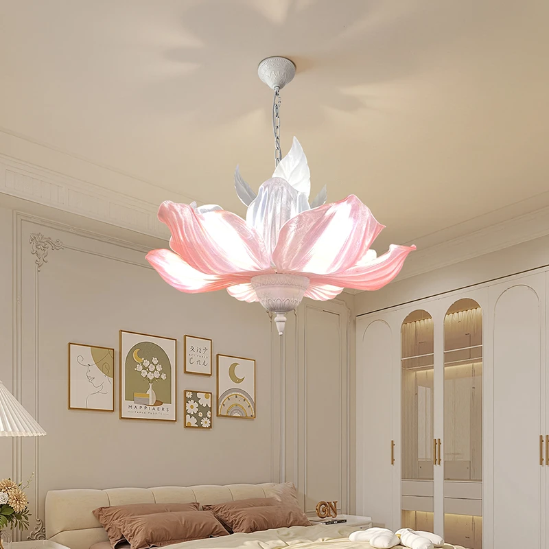 法式吊灯奶油风温馨浪漫房间装饰灯具2025新款粉色花朵造型卧室灯