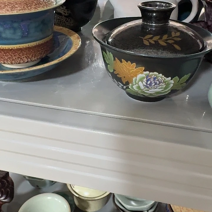 主人杯一个，瓷。。。