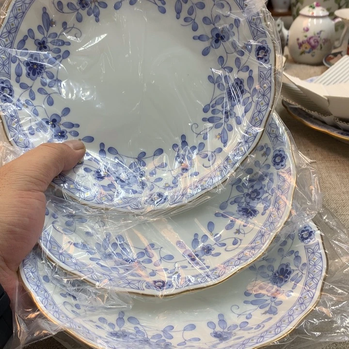 小***子金瓷阁家的美丽瓷器