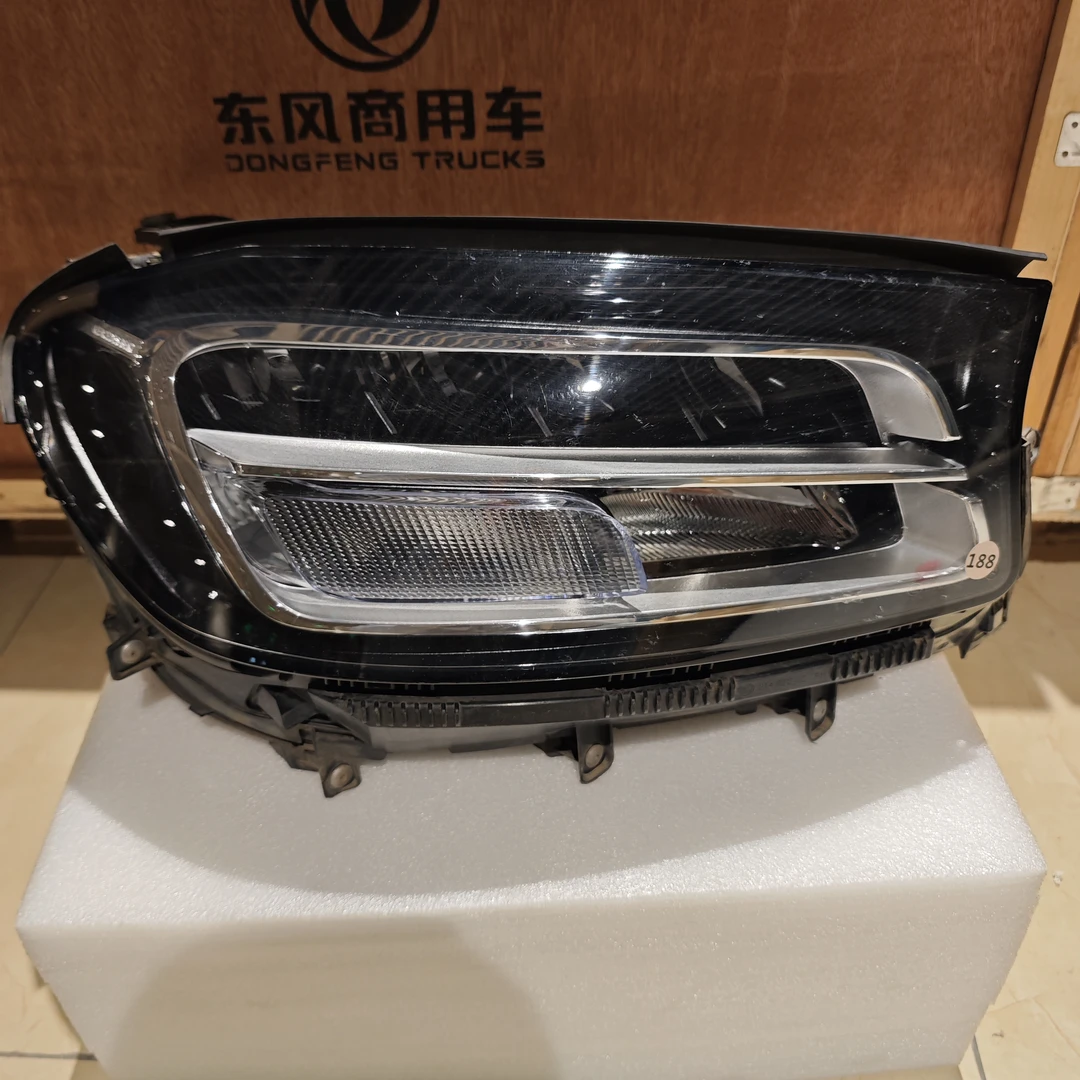 奔驰gls w167前大灯（右）拆车件（无模块）