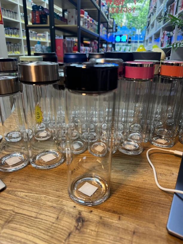 单层 550 毫升，带滤网，大容量