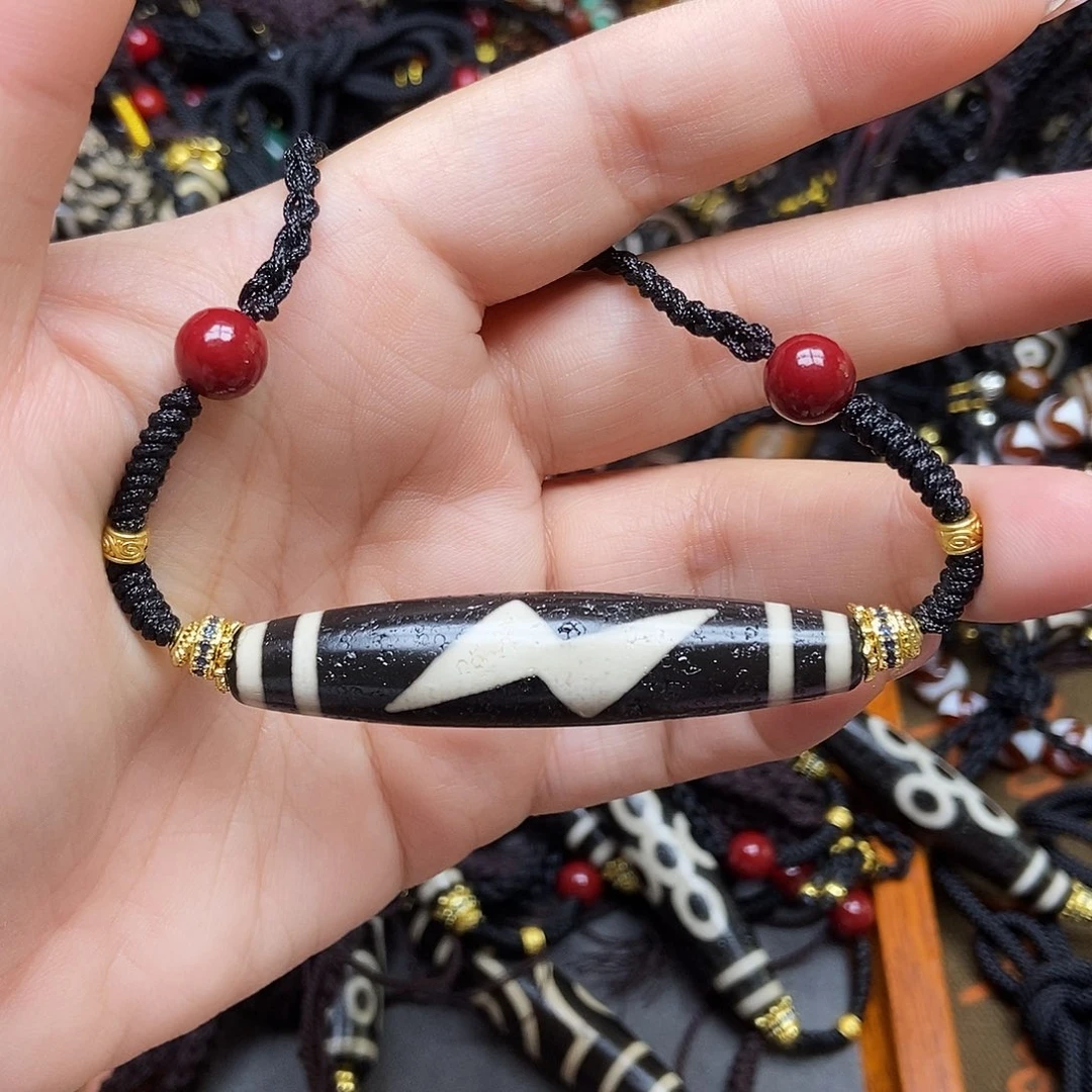 玛瑙/玉髓未镶嵌颈饰多样性发其一