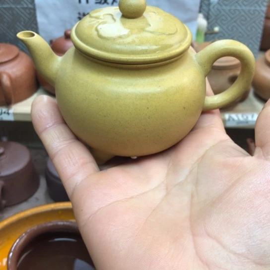 紫砂茶壶黄段泥大彬如意150豪升左右