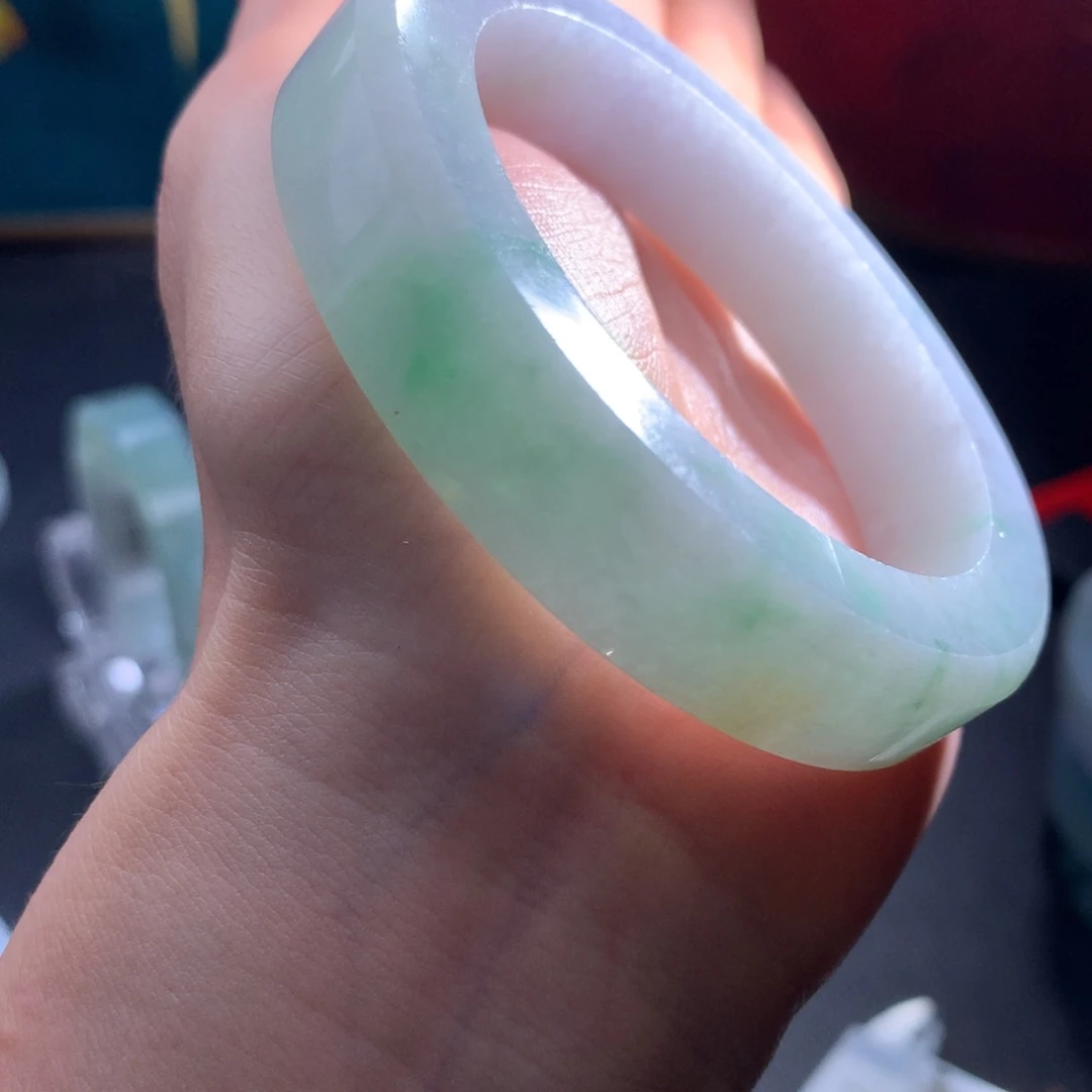 未镶嵌特价大漏定制翡翠对****部
