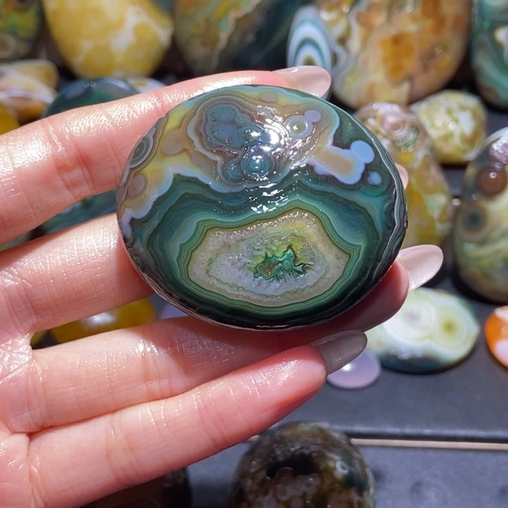 【闪购商品】未镶嵌玛瑙/玉髓珠宝奇石j