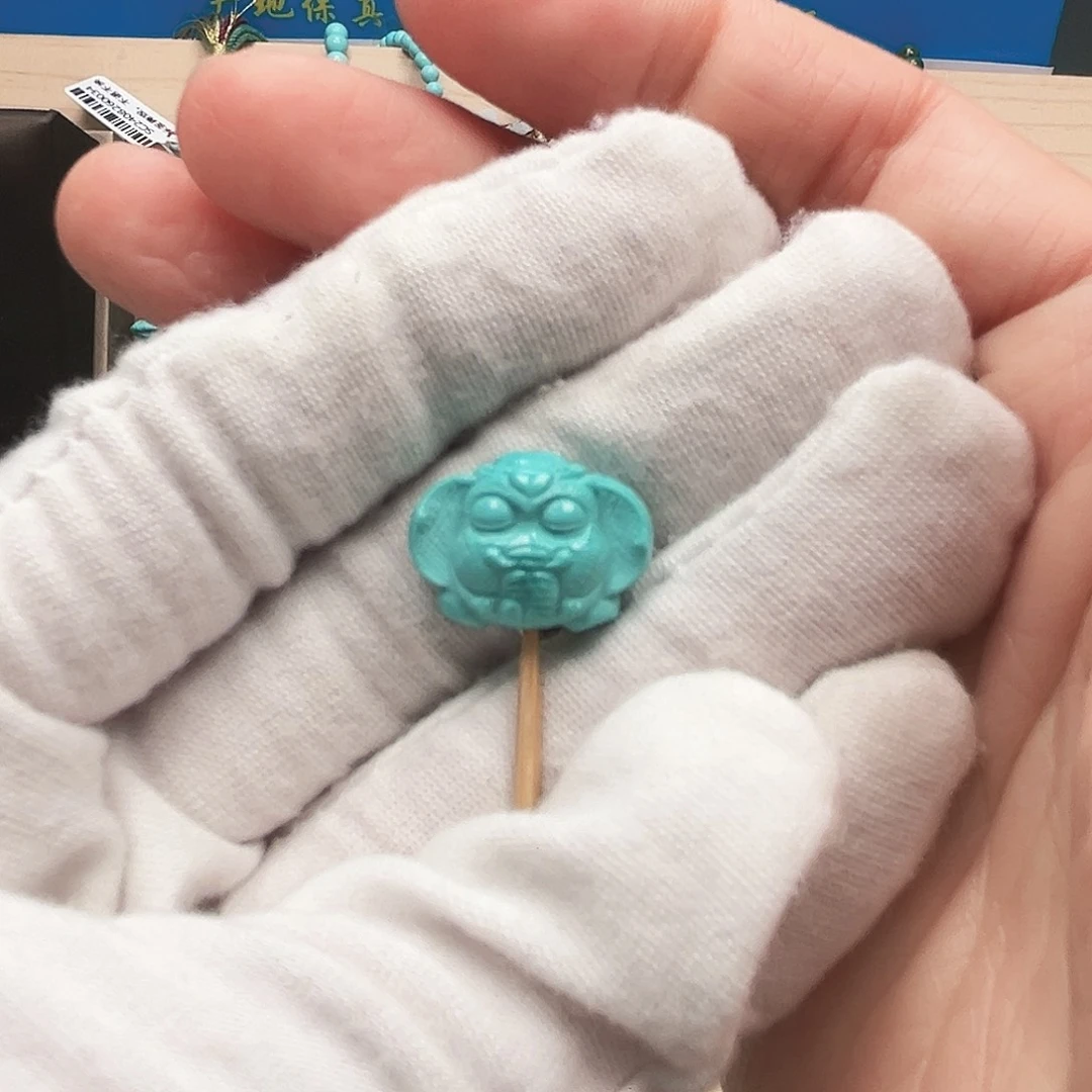 绿松石雕刻未镶嵌