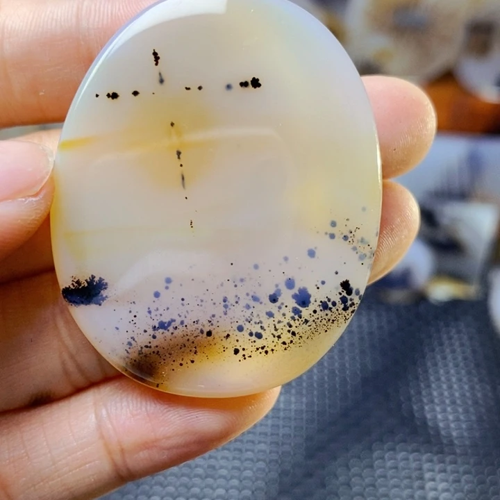 玛瑙/玉髓未镶嵌珠宝半成品