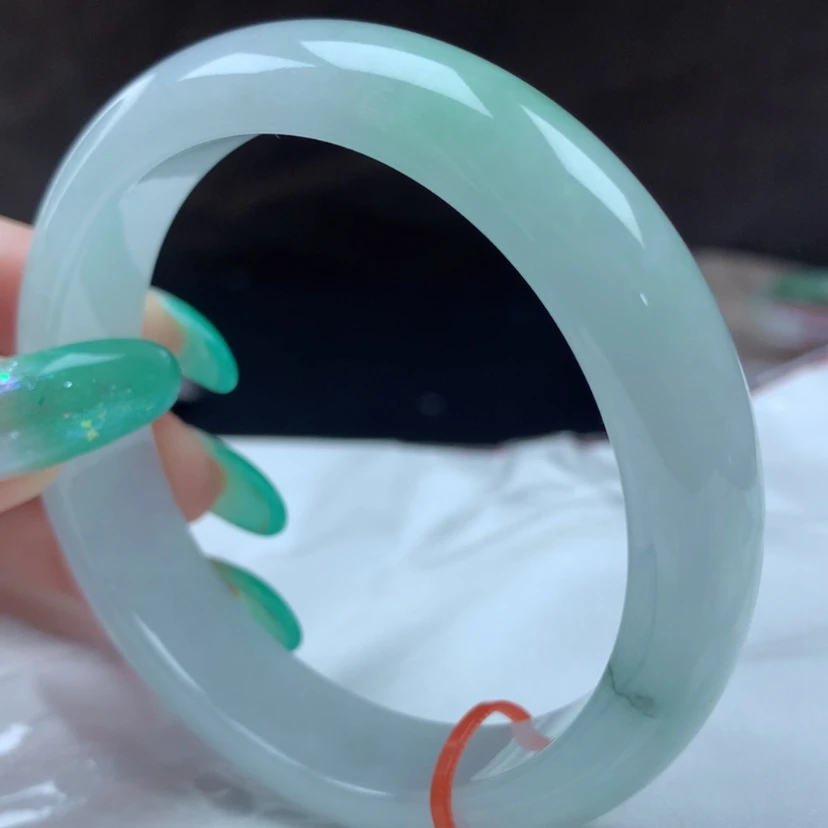 【闪购商品】未镶嵌手镯翡翠96228，