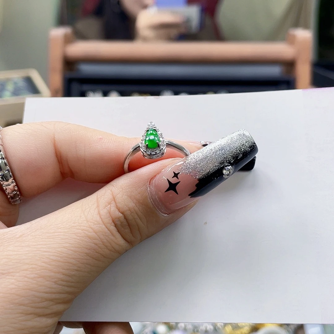 翡翠未镶嵌颈饰天然翡翠Ａ货