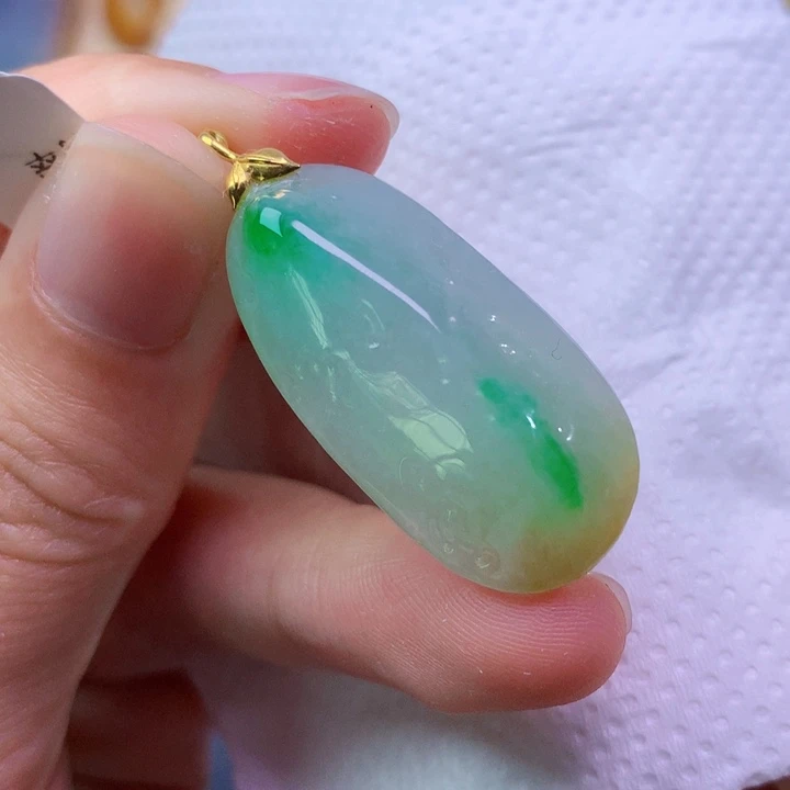 翡翠未镶嵌吊坠(不含链) 1950