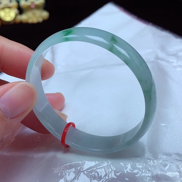 未镶嵌手镯翡翠52圈