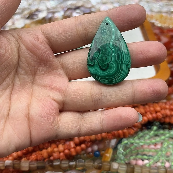 玛瑙/玉髓未镶嵌珠宝半成品26/41mm左右孔雀石2