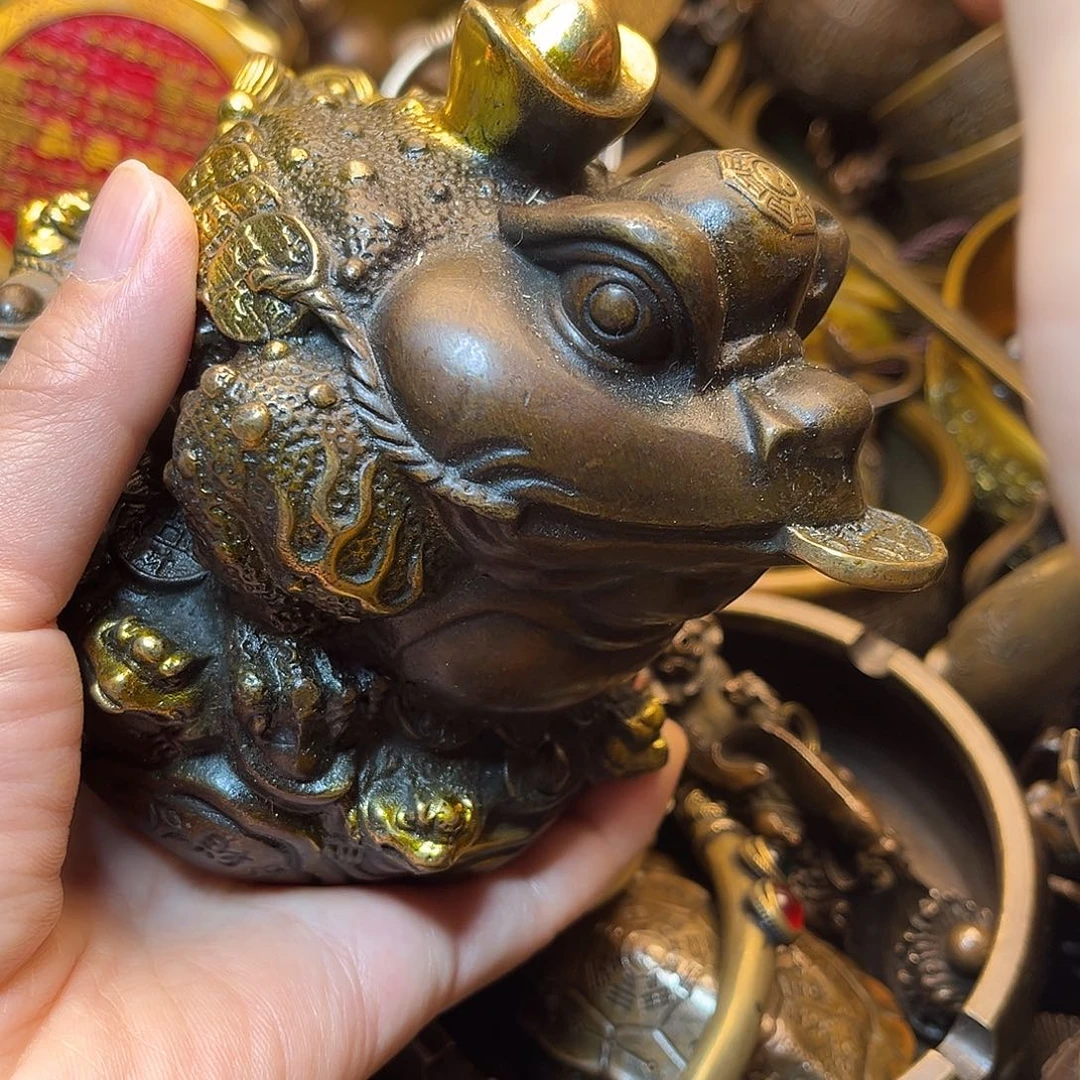 精美铜器工艺品等