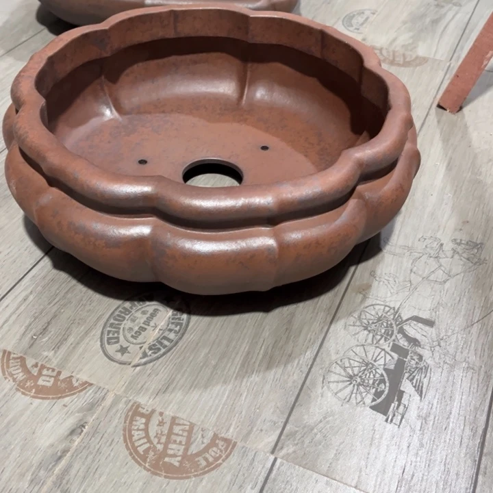 狗***花紫砂花盆宜兴紫砂工艺厂。
