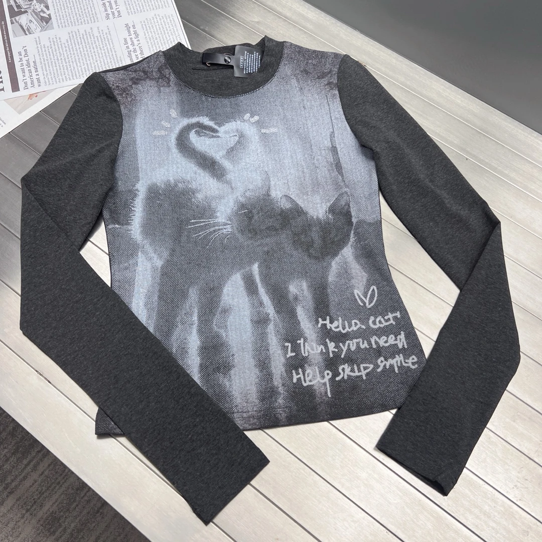 深圳南油出品TTONE常规长袖T恤修身性感风百搭灰色打底衫复古港风