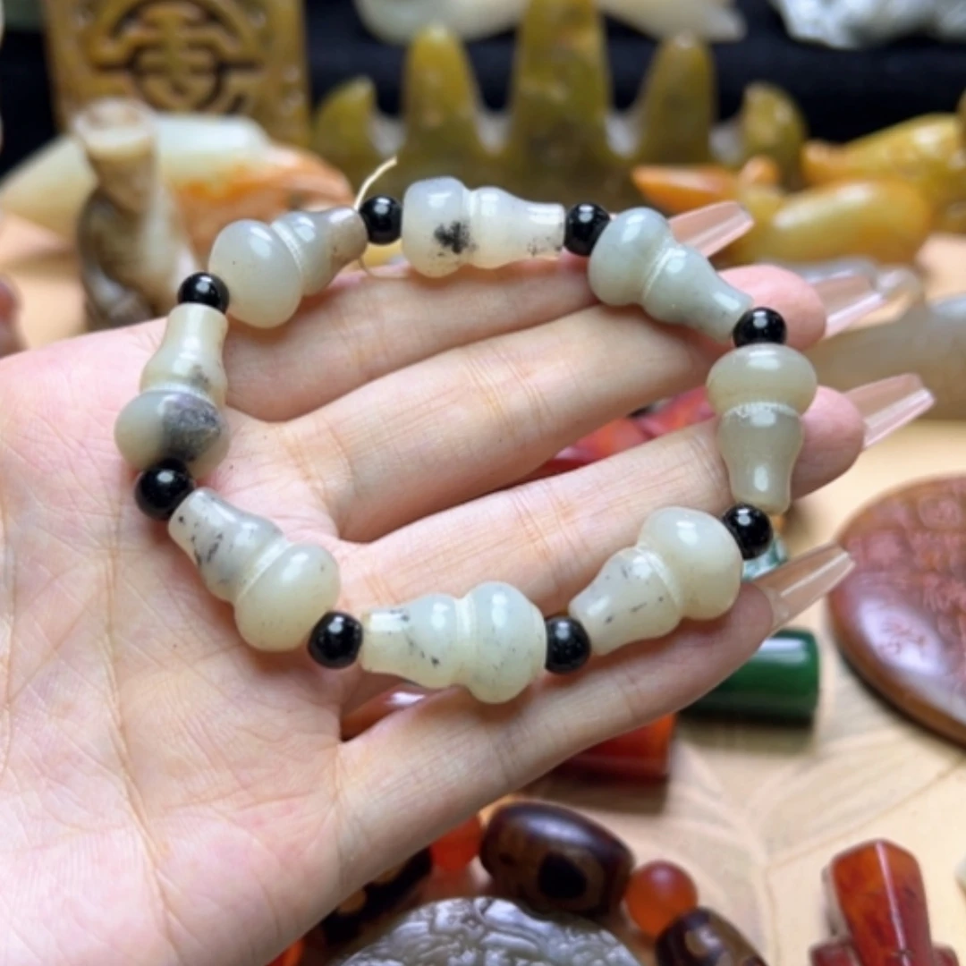 【闪购商品】蛇纹石玉未镶嵌颈饰