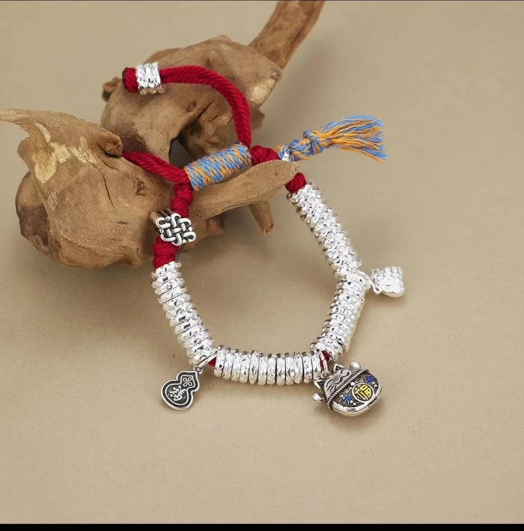 068 红绳招财猫吉言盘缠手链 精美时尚气质首饰无礼盒