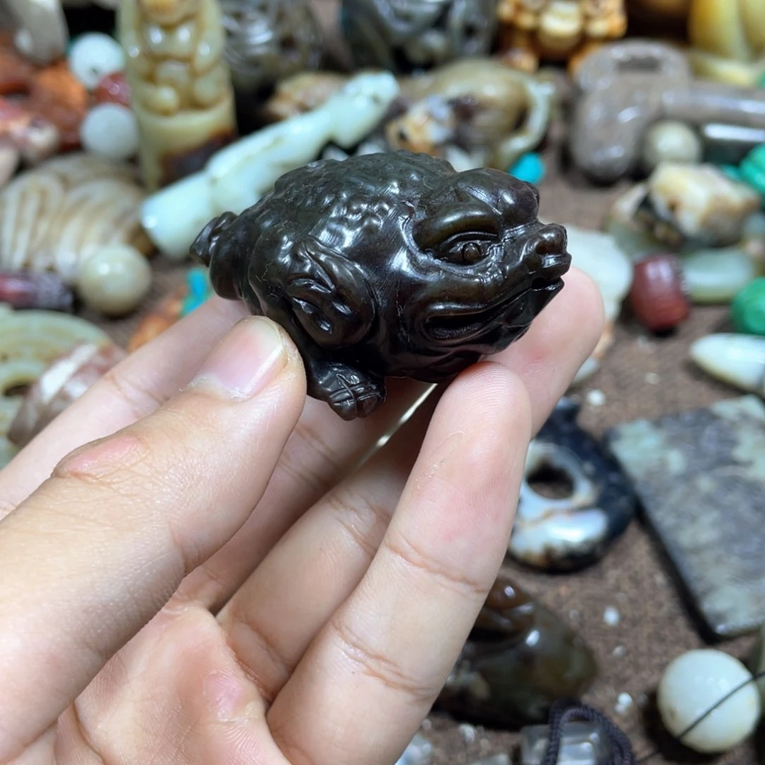 未镶嵌和田玉（糖玉）挂件