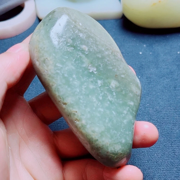 和田玉未镶嵌珠宝奇石