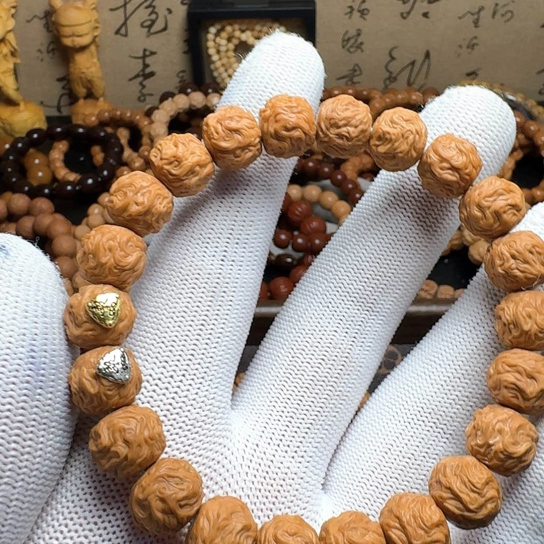 猴头核桃吊坠龙蛇之变