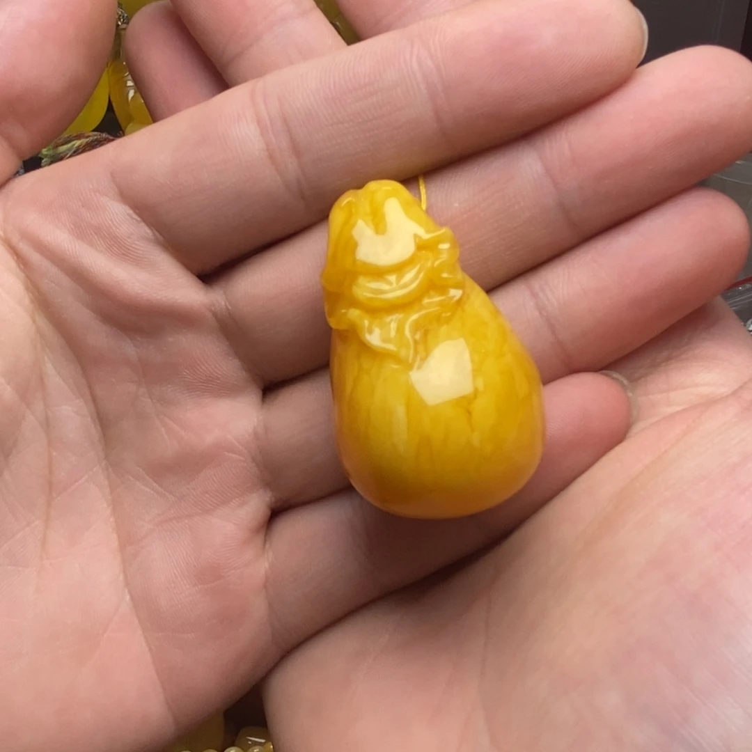 琥珀未镶嵌裸石蜜蜡