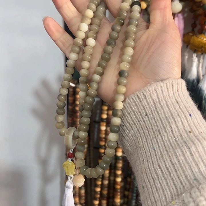 吊坠白玉菩提7×90