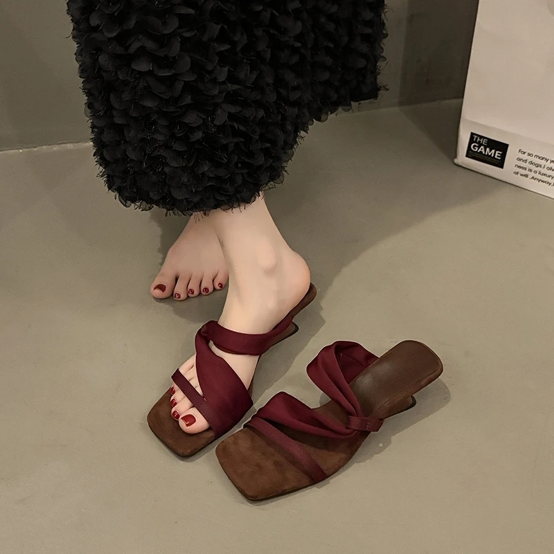 坡跟高跟红色法式凉拖鞋仙女鞋子外穿2025新款夏季气质配裙子凉鞋