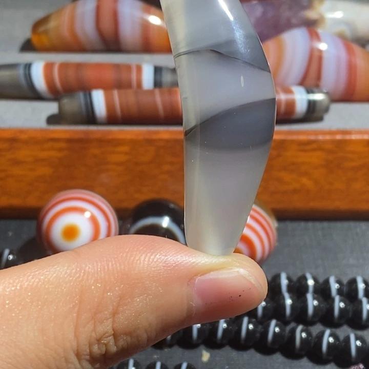 未镶嵌颈饰玛瑙/玉髓