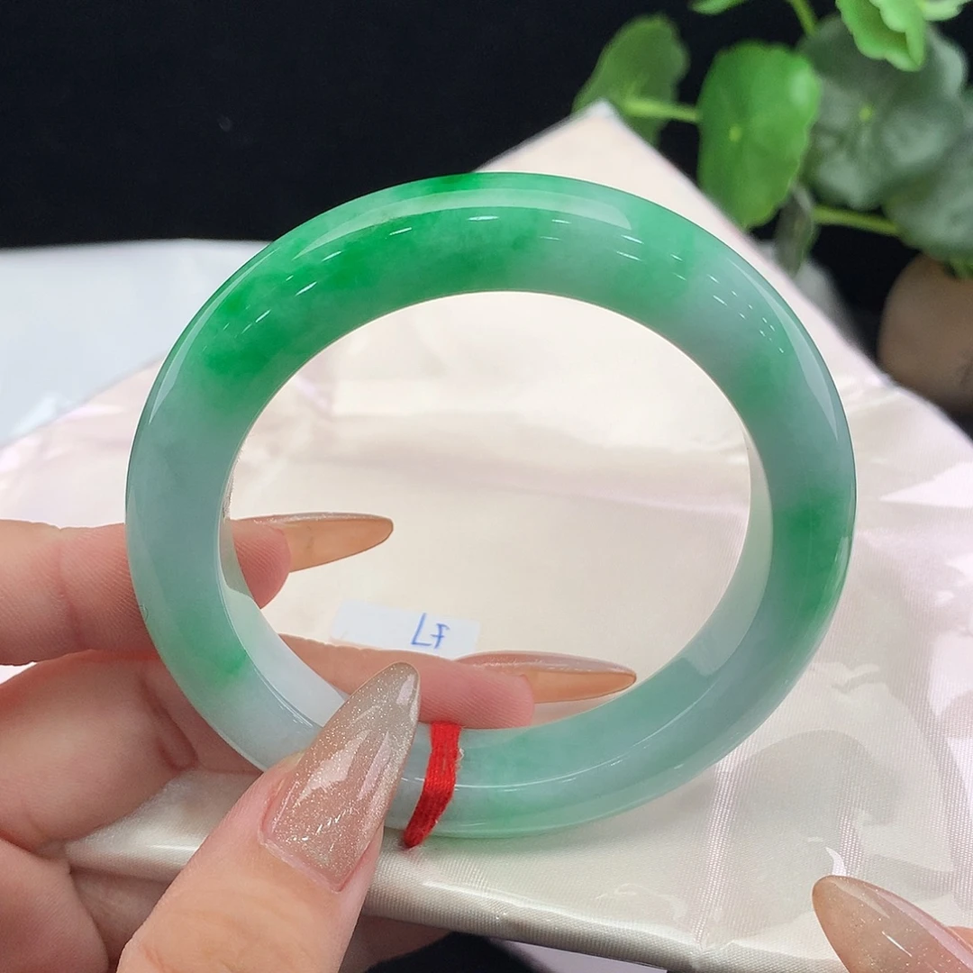 翡翠未镶嵌手镯正56/57