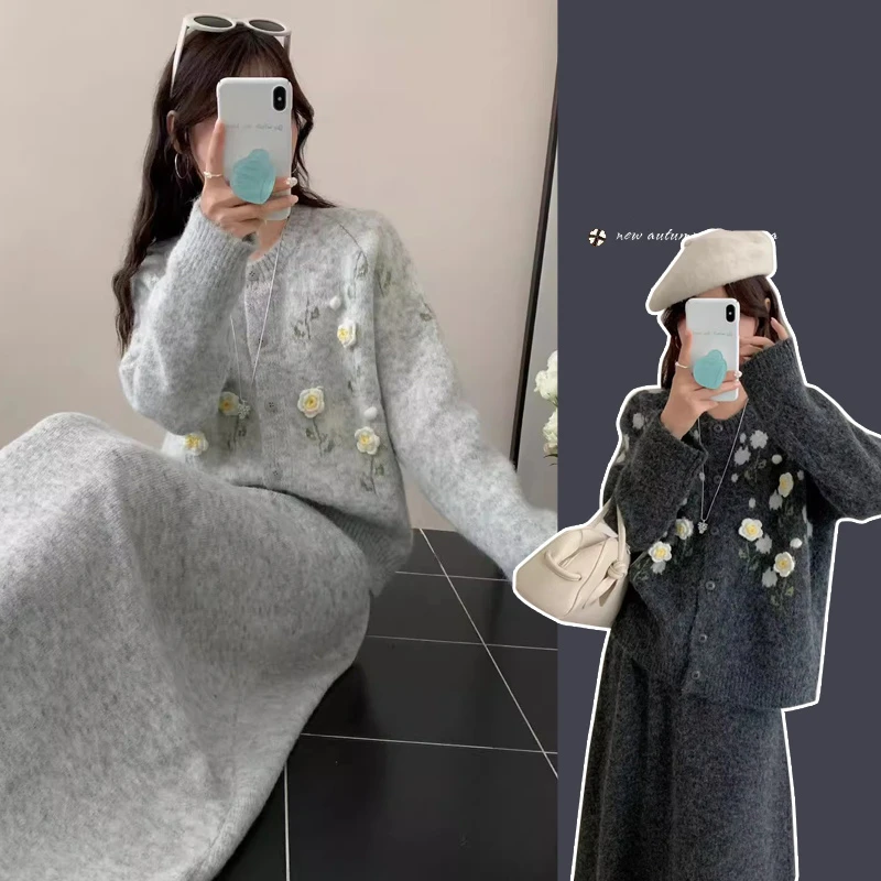 喜儿~2025秋冬新款立体花朵显瘦减龄针织上衣半身裙孕妇套装